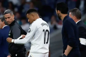 Kylian Mbappe on the touchline at Real Madrid as the Arbeloa Mbappe tweet from 2018 goes viral