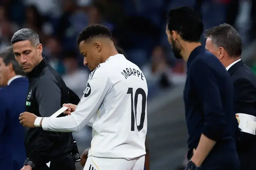 Kylian Mbappe on the touchline at Real Madrid as the Arbeloa Mbappe tweet from 2018 goes viral