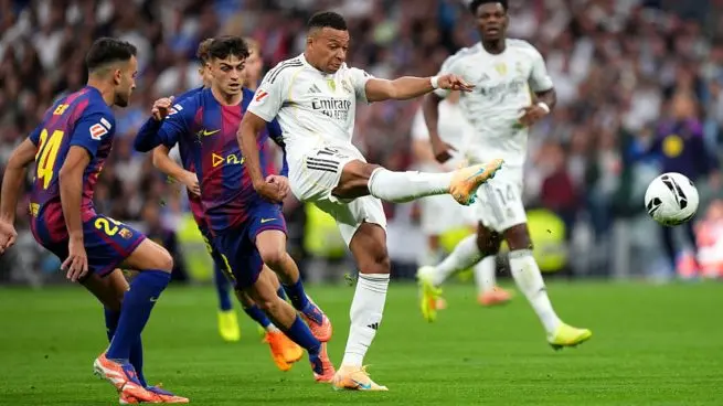 Eric Garcia Mbappe comments image showing Kylian Mbappe in action for Real Madrid against Barcelona in El Clásico