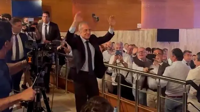 Florentino Perez Real Madrid election launch image showing the club president greeting supporters during his campaign presentation