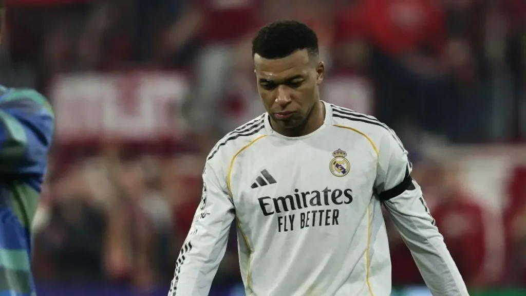 Florentino Perez angry with Mbappe story image showing a Real Madrid player walking with his head down in a white kit during a match