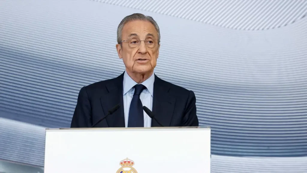 Florentino Pérez press conference featured image showing a speaker at a Real Madrid podium during a tense public appearance