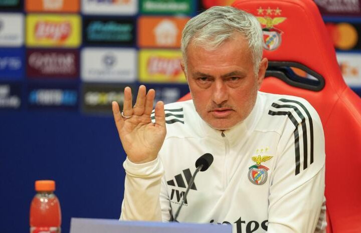 Jose Mourinho to Real Madrid press conference image as manager rumors intensify