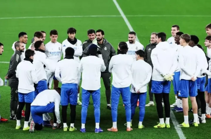Real Madrid dressing room crisis image showing players and staff during training before the Barcelona clash