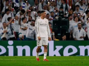 Trent Alexander-Arnold Real Madrid message image as the defender stands on the pitch in front of Madridistas