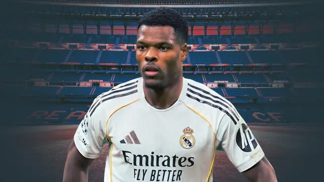 Denzel Dumfries to Real Madrid graphic showing the Dutch defender in a Real Madrid kit inside a stadium