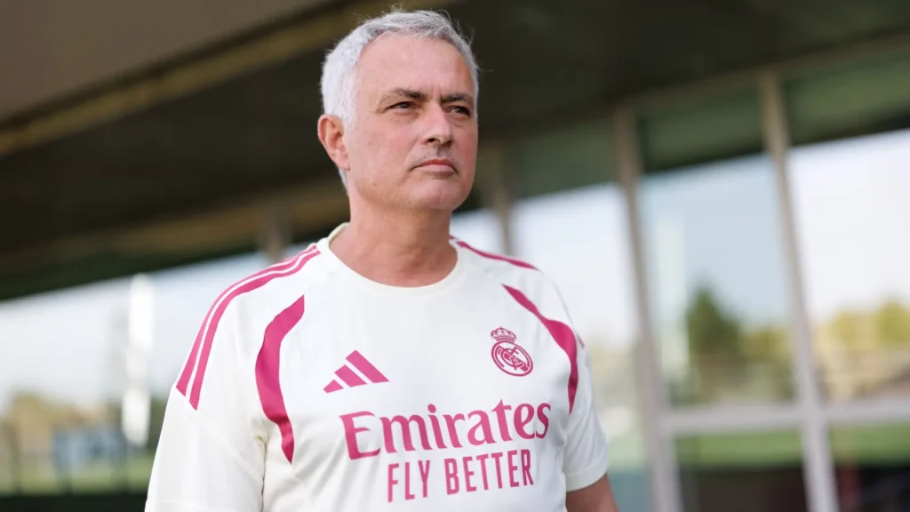 Jose Mourinho Real Madrid plan featured image with the Real Madrid coach in training gear at Valdebebas