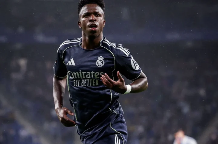 Vinicius Jr contract renewal talks continue as the Real Madrid forward runs during a match.