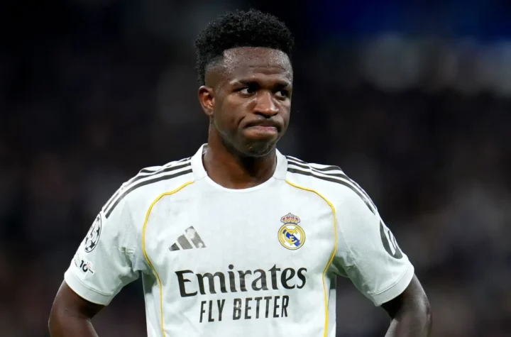 Real Madrid forward pictured during a match as the Vinicius Real Madrid contract renewal enters a decisive stage.